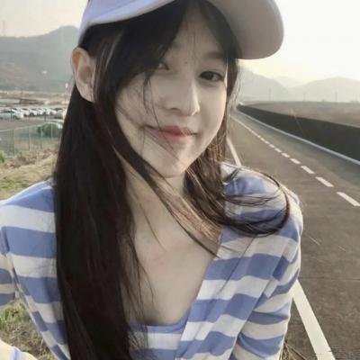 夏天19岁的肖像